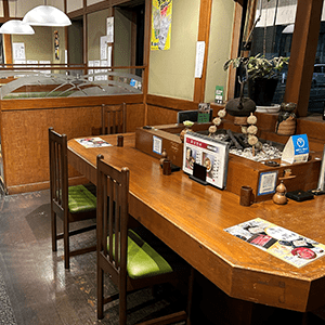 カウンター席